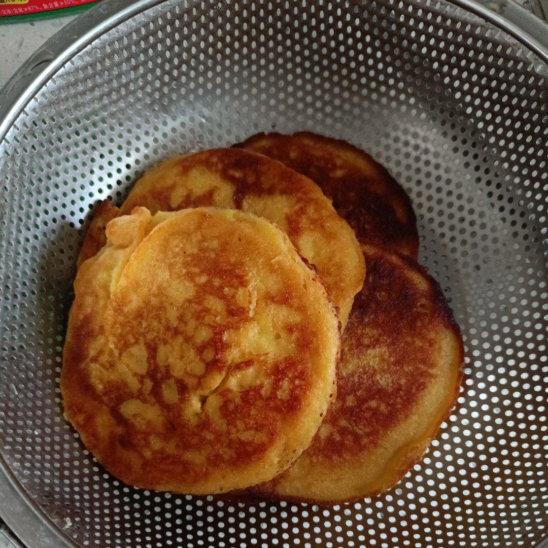百分之百纯玉米汁打造的——鲜香软糯玉米饼