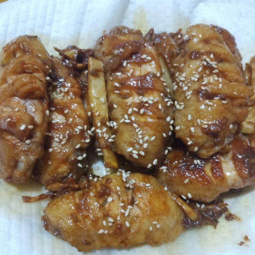 无需烤箱平底锅就能做的新奥尔良孜然煎鸡翅