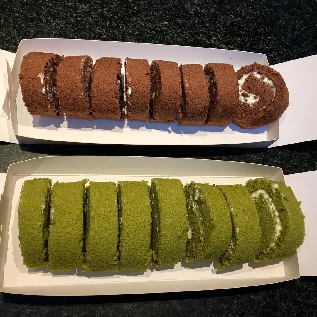 抹茶戚风蛋糕卷