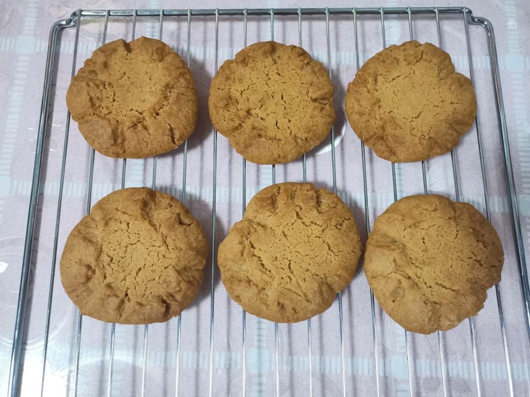 轻轻一按就碎掉的原味桃酥（不输猪油版）