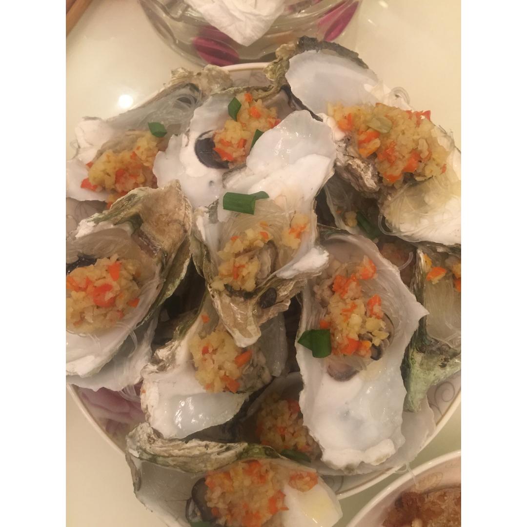 蒜蓉蒸生蚝