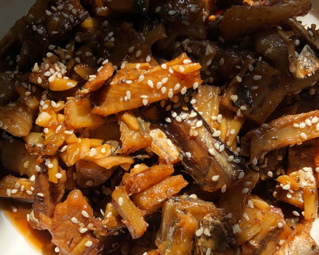鳗鱼干炒猪肉