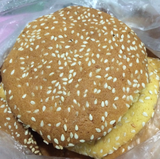 玉米面麻饼