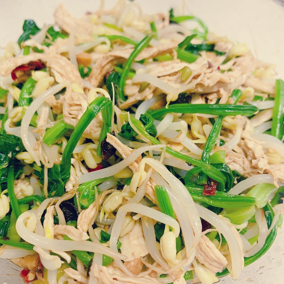 菠菜豆芽拌鸡丝