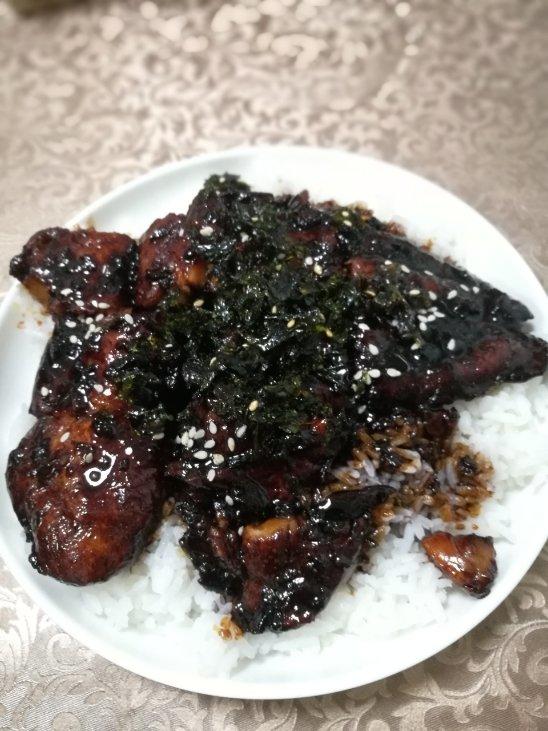 蜜汁巴沙鱼盖饭