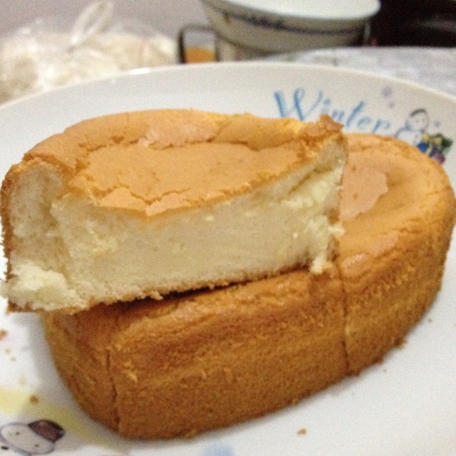 超简单完美戚风蛋糕（6寸2蛋）附打发、翻拌、脱模视频