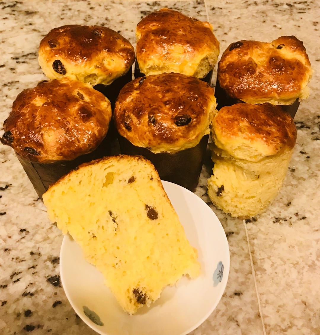 潘尼朵妮(Panettone)