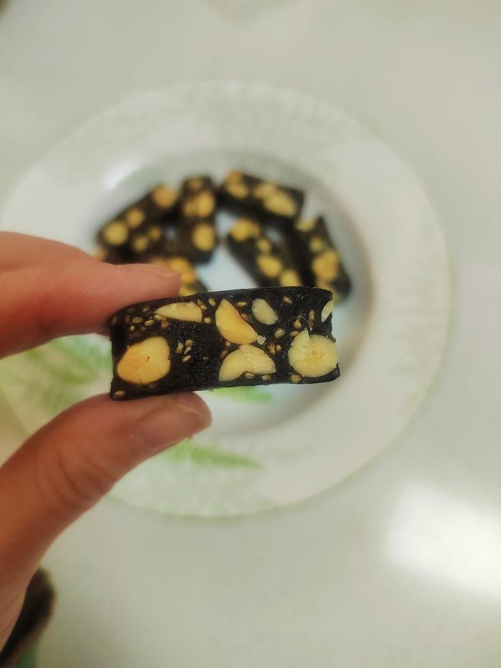 3000也不换的配方分享给你 黑芝麻牛乳糖 学会你记得交作业啊！