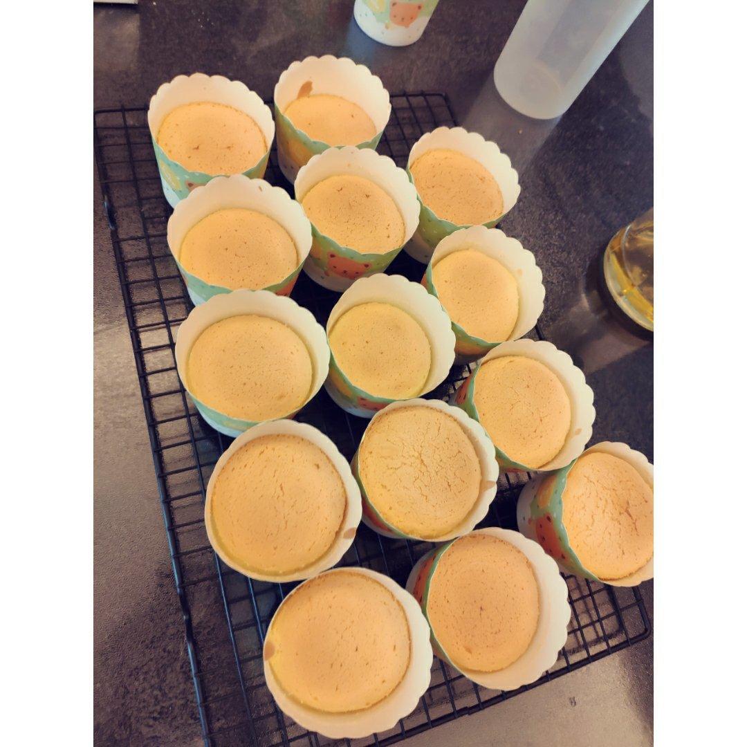 纸杯蛋糕 8寸戚风蛋糕的量