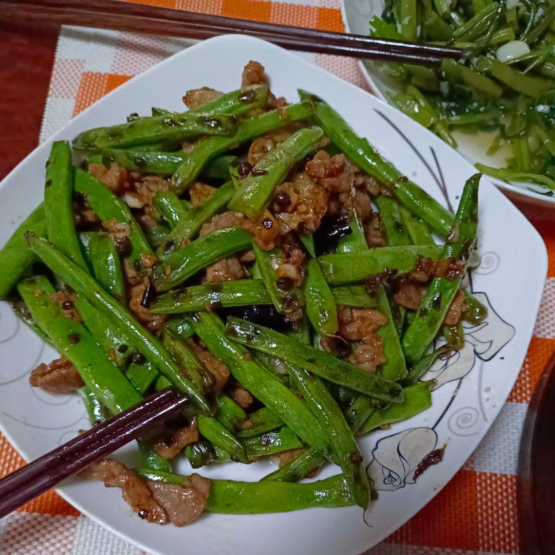 家庭版不费油干煸四季豆