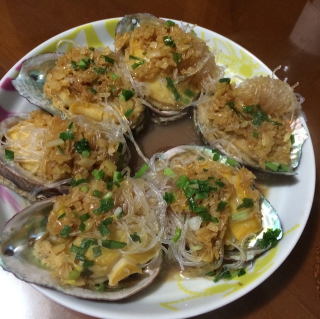 蒜蓉粉丝小鲍鱼