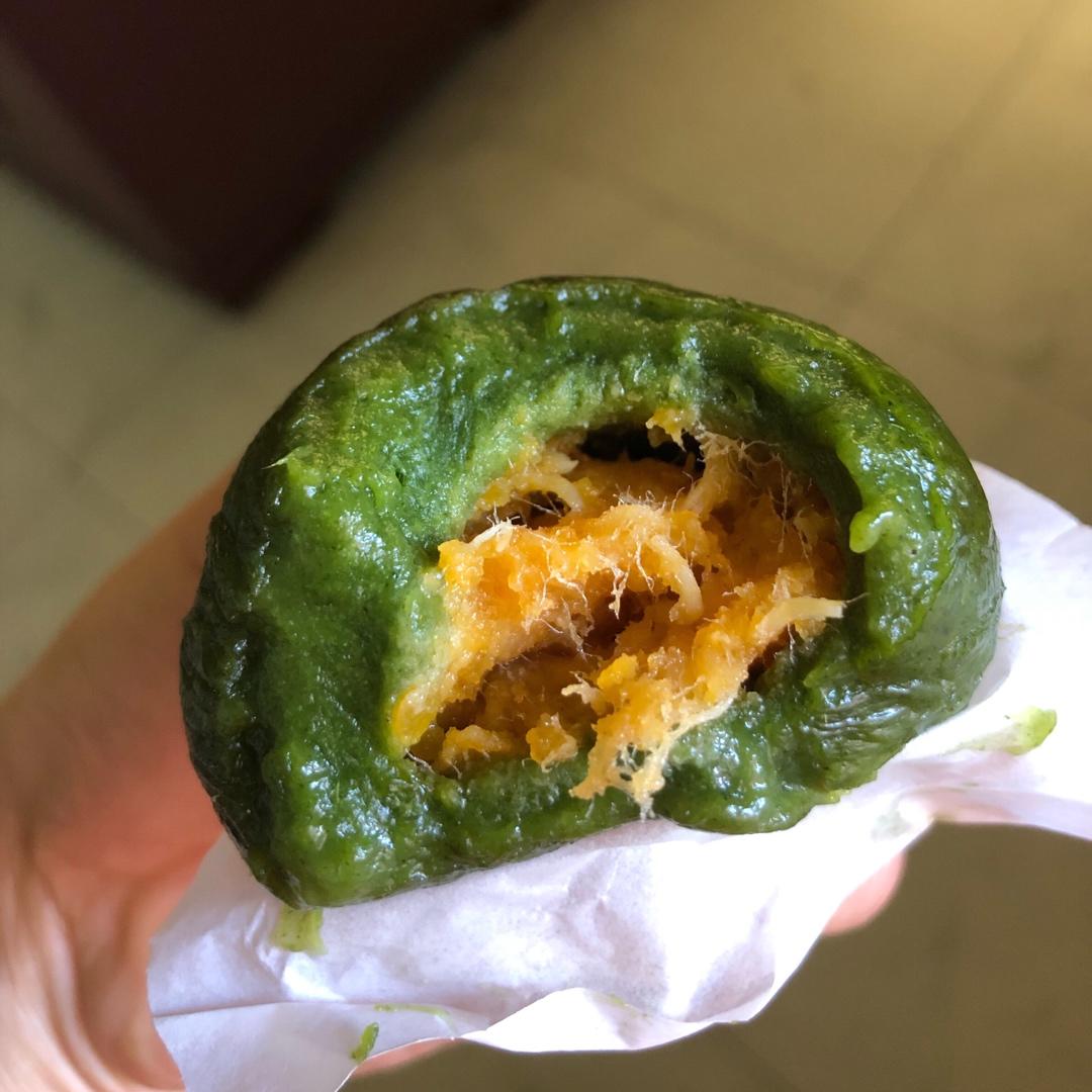 咸蛋黄肉松青团（艾糍）