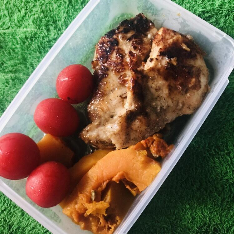 酷炫屌炸天好吃的煎鸡胸肉（香蒜蜂蜜煎鸡胸肉）