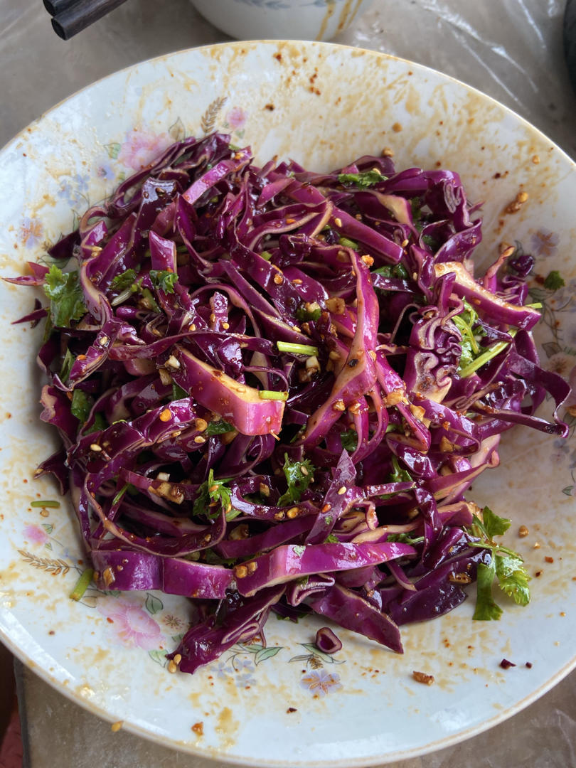 凉拌紫甘蓝