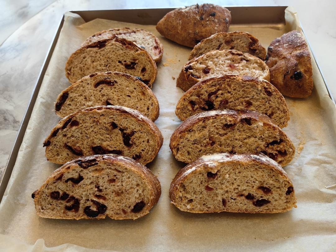 德国婆婆秘方·只多一料·香得上天的全麦核桃蔓越欧包