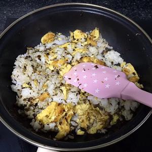 芽菜蛋炒饭的做法 步骤5