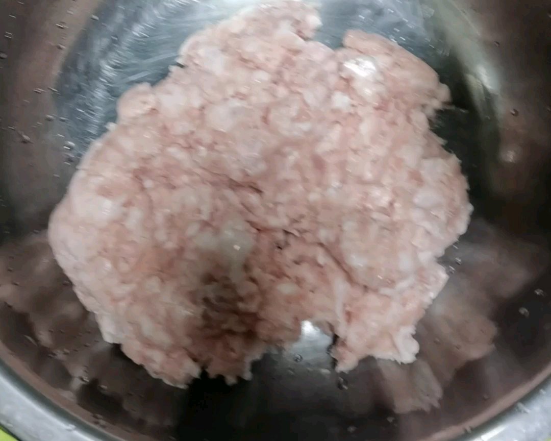 猪肉韭菜水饺的做法 步骤4