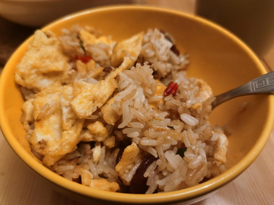 蛋炒饭（腊肠）