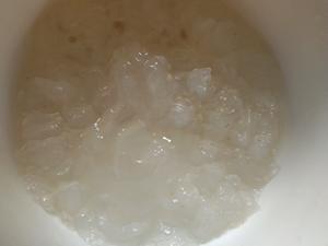 雪蛤桃胶牛奶的做法 步骤3
