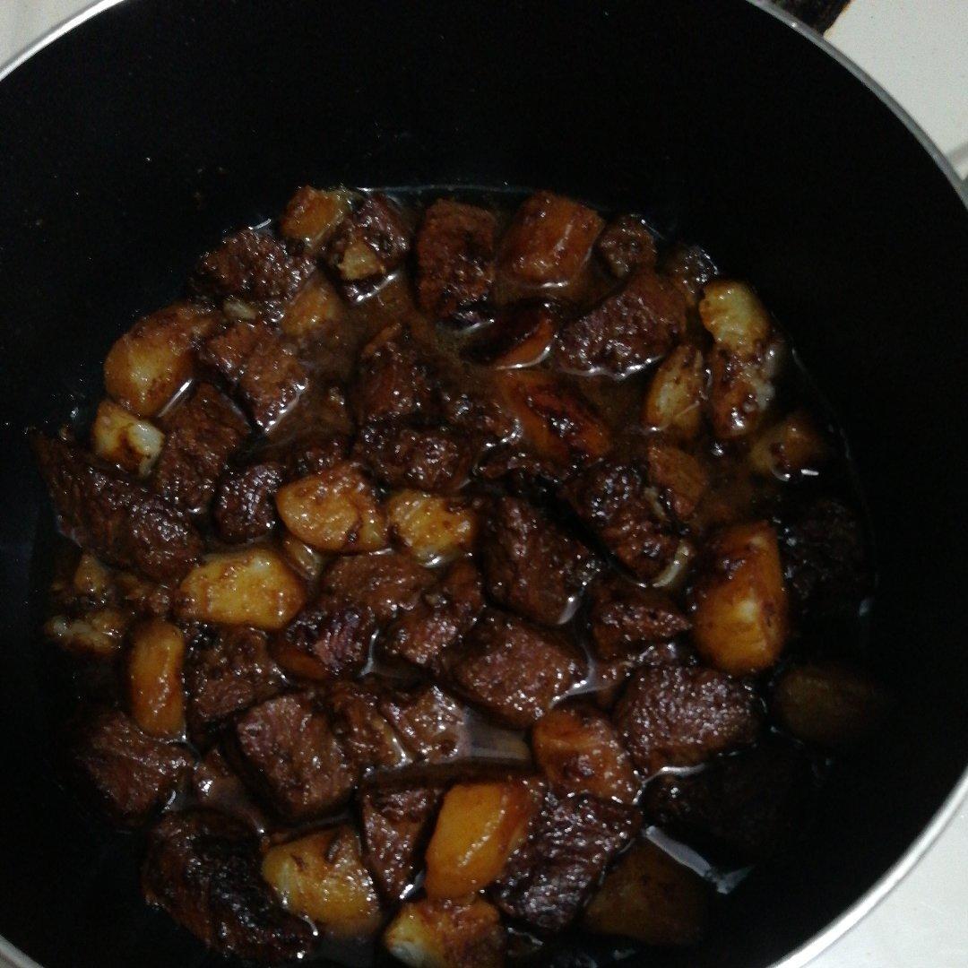 红烧牛肉土豆 （独家秘制）