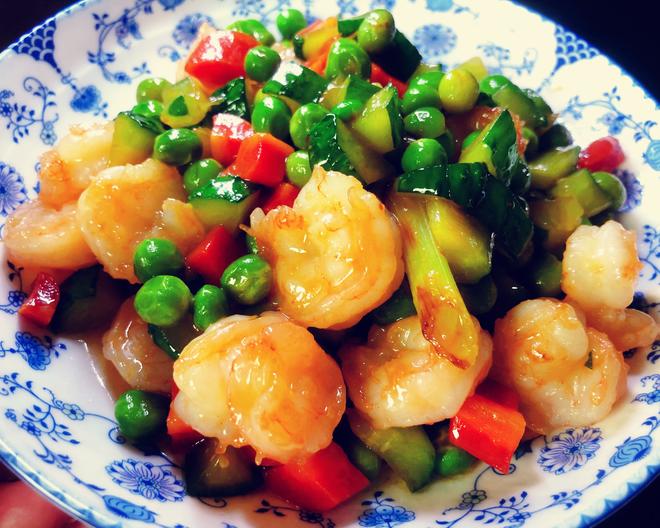 🍤虾仁炒豌豆😋的做法