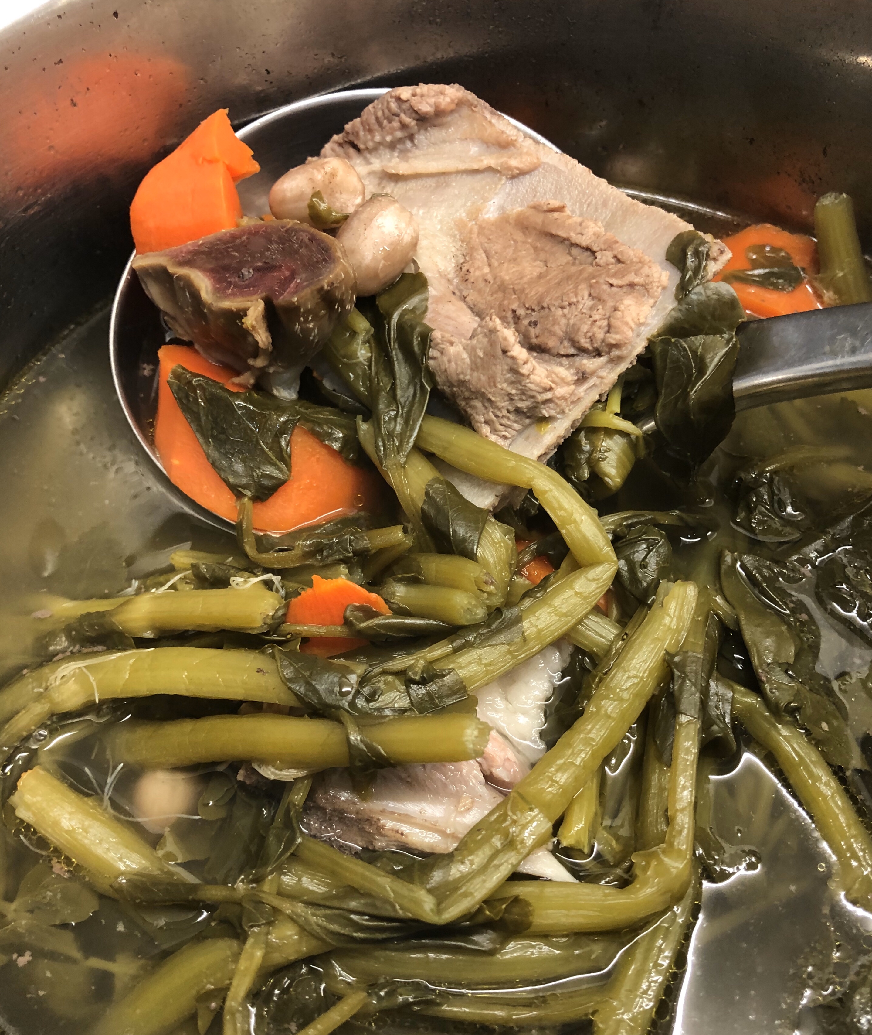 老火靓汤系列1: 西洋菜陈肾扇骨汤的做法 步骤3