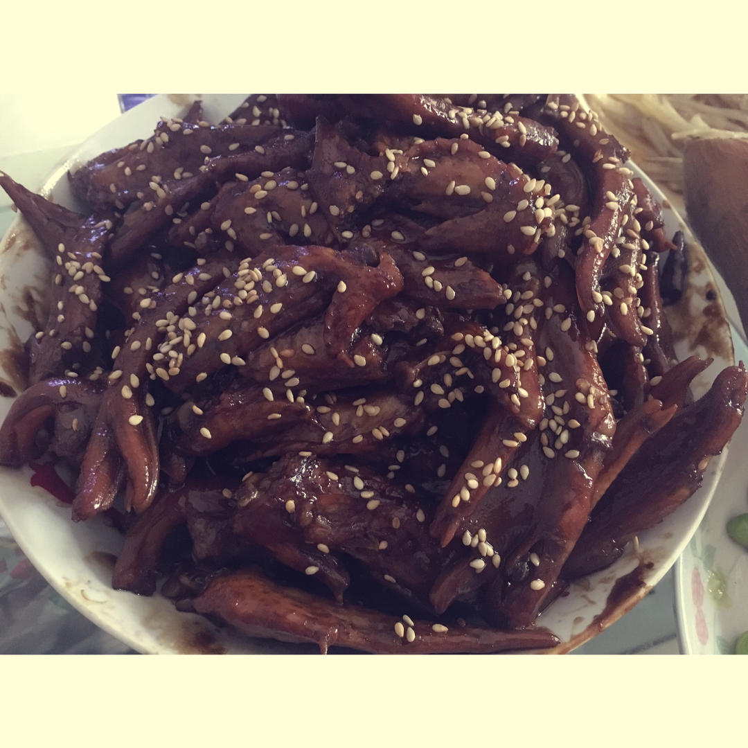 周黑鸭味～～～鸭翅 鸭爪