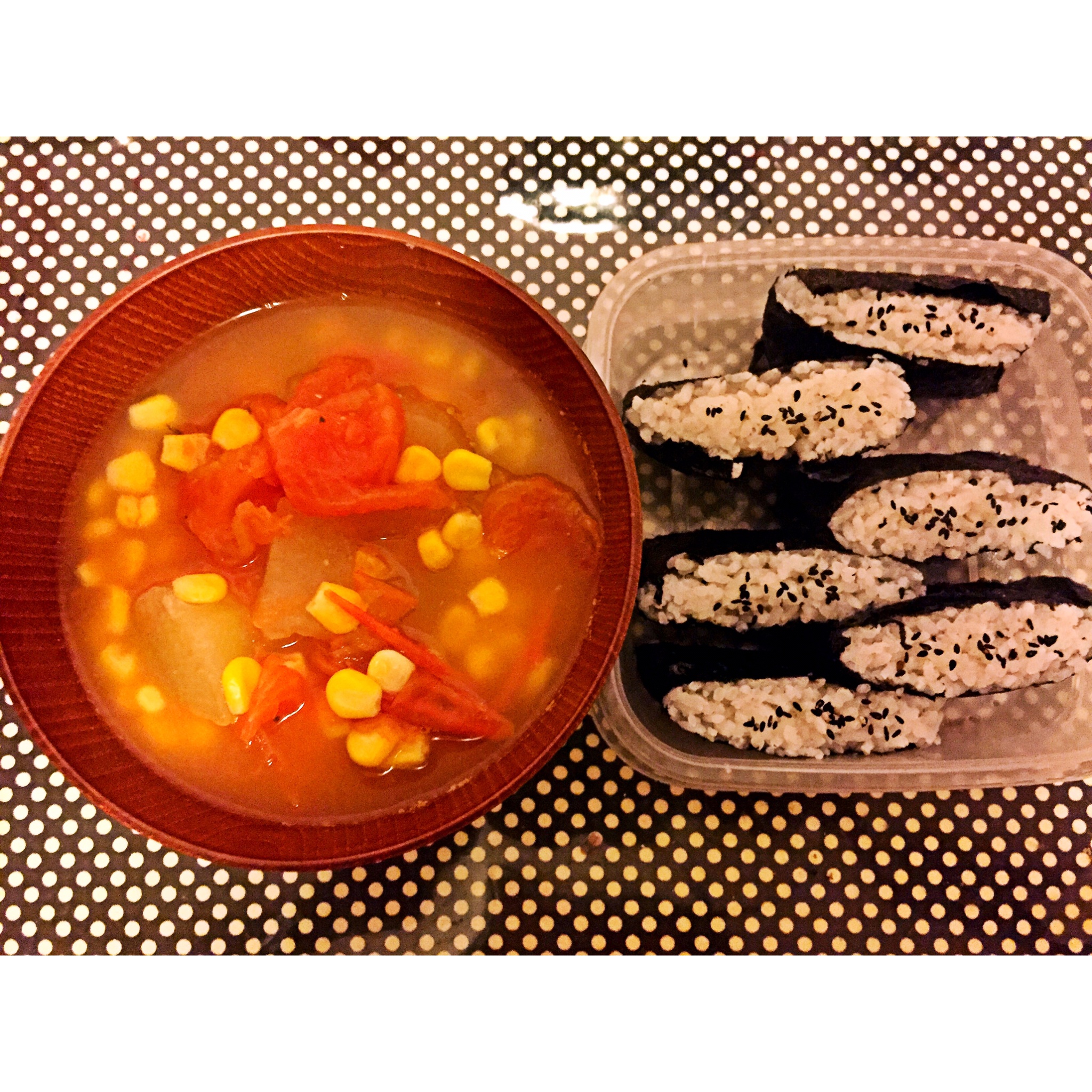 不用捏的饭团(おにぎらず)