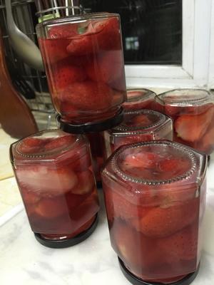 自制草莓罐头的做法 步骤6