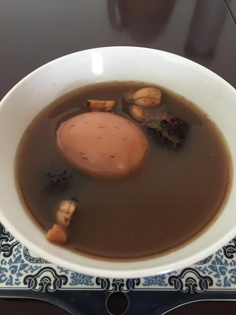桑寄生莲子糖水