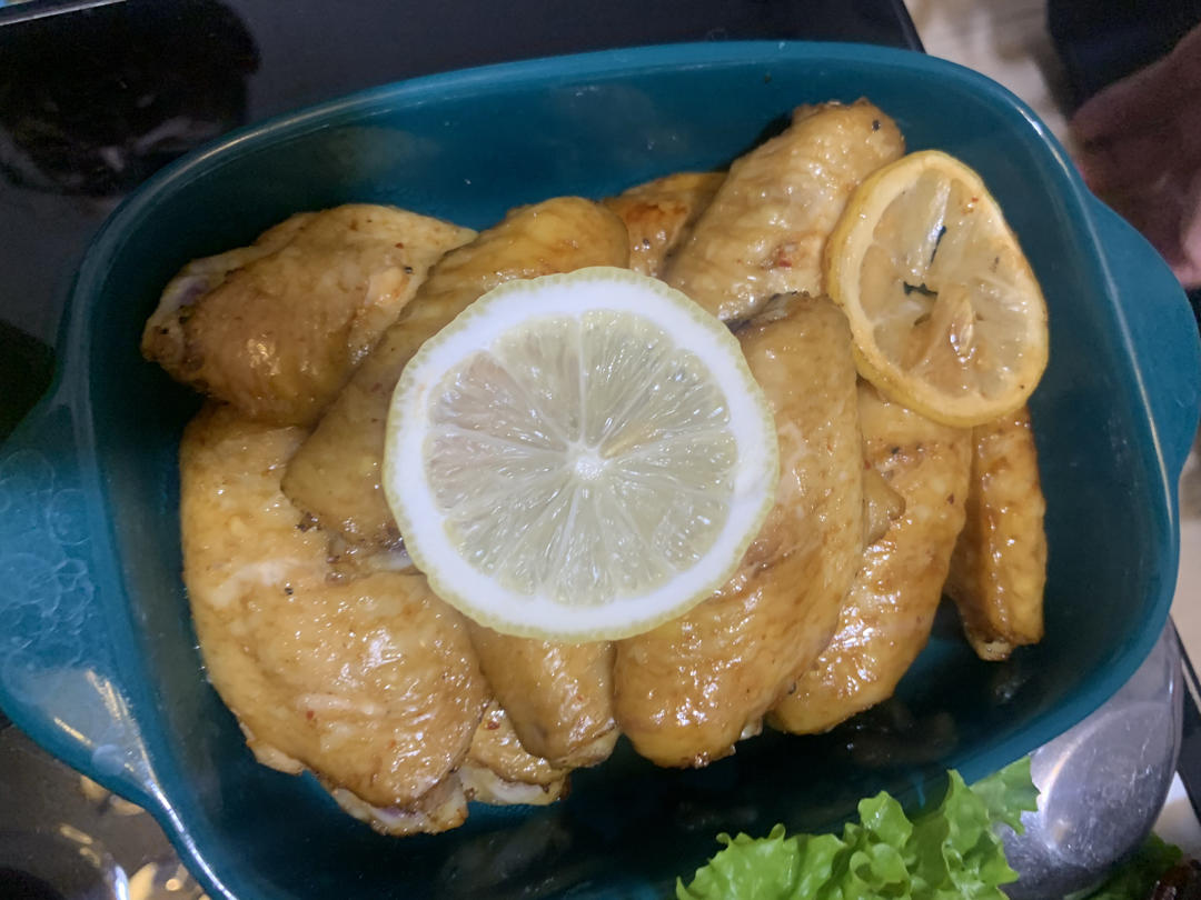 巨简单❗️无敌好吃的柠香烤鸡翅，外焦里嫩，好吃到舔指别错过