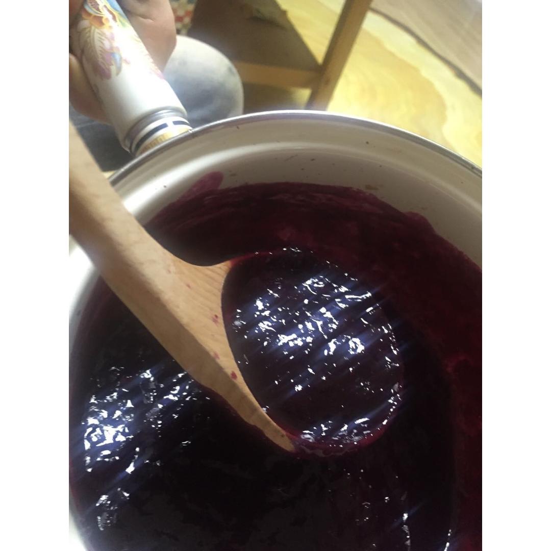 蓝莓果酱