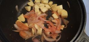 超美味的减脂番茄土豆炖牛肉的做法 步骤6
