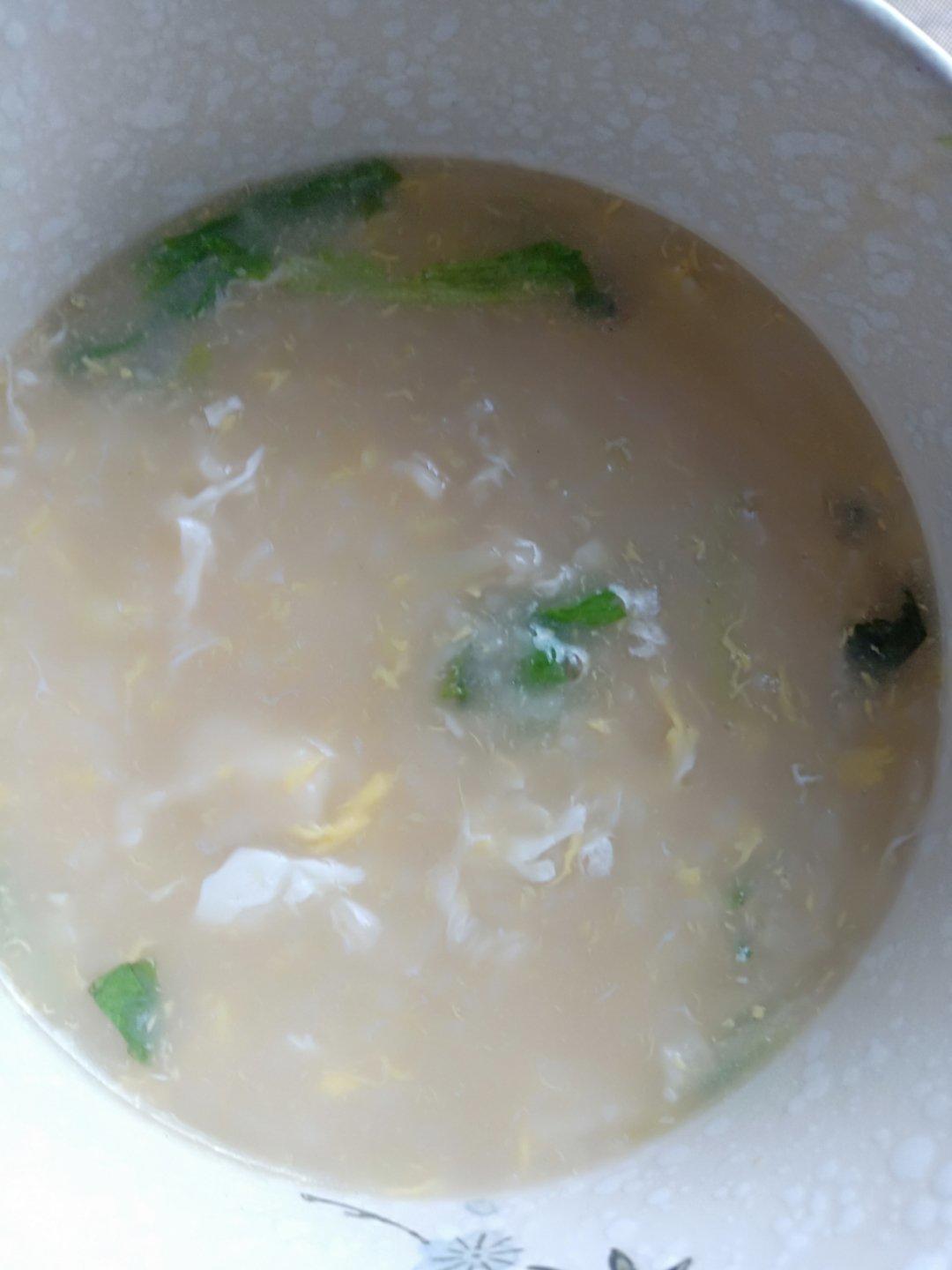 蔬菜蛋花面疙瘩汤（附图解面疙瘩做法）