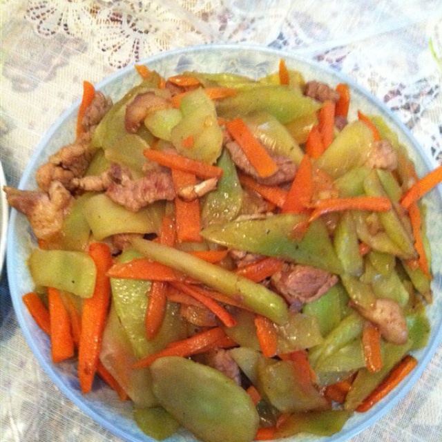 莴笋炒肉片