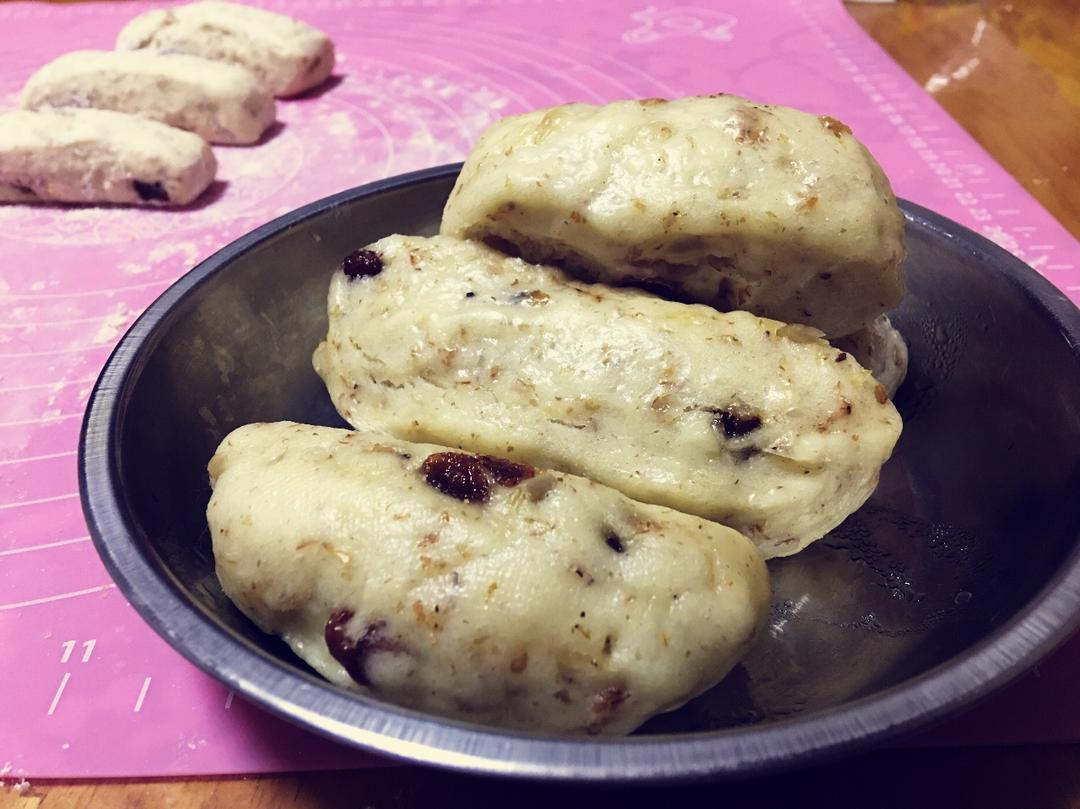 牛奶燕麦馒头  宝宝辅食达人