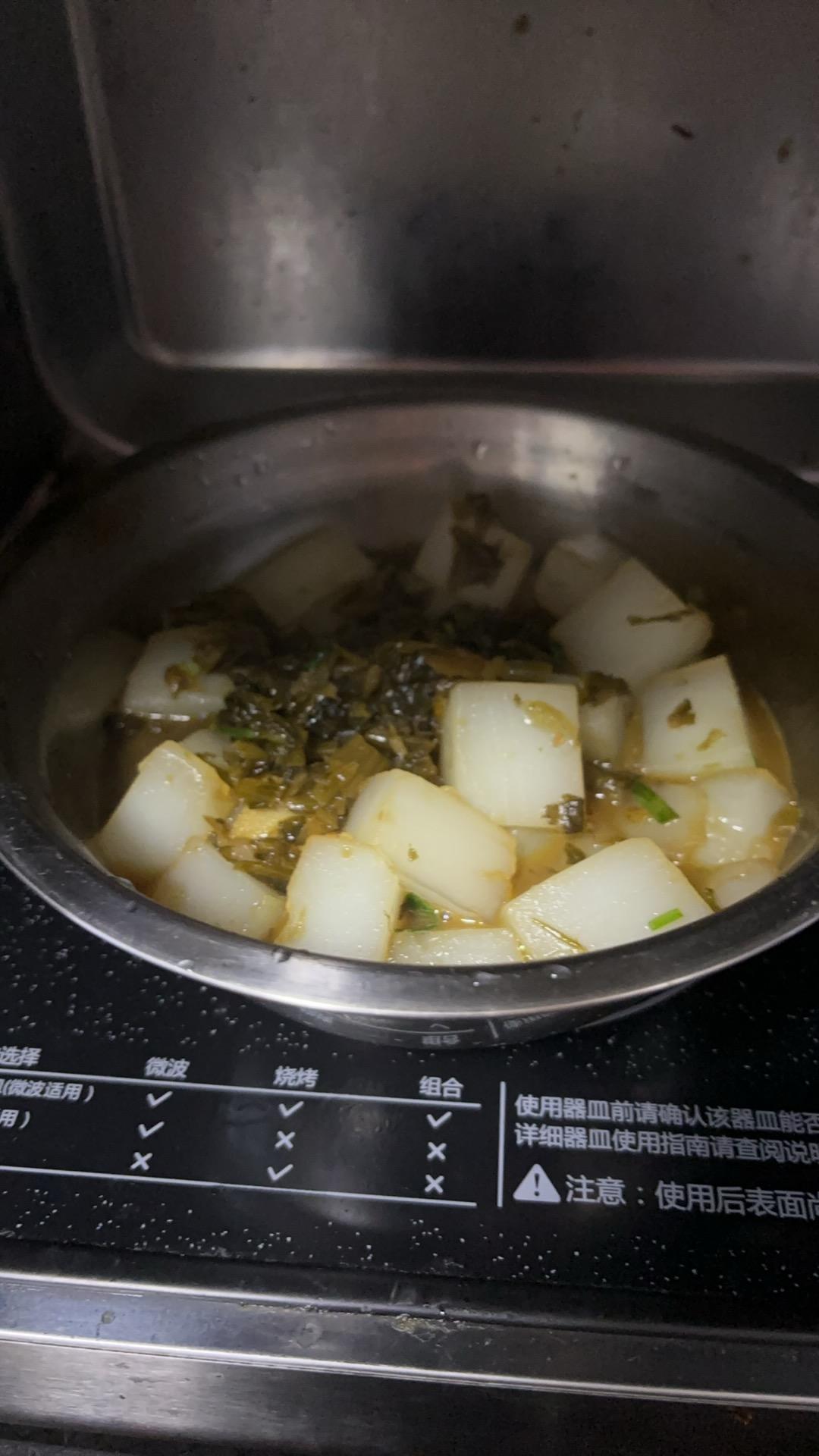 雪菜炒凉粉—秒杀路边摊