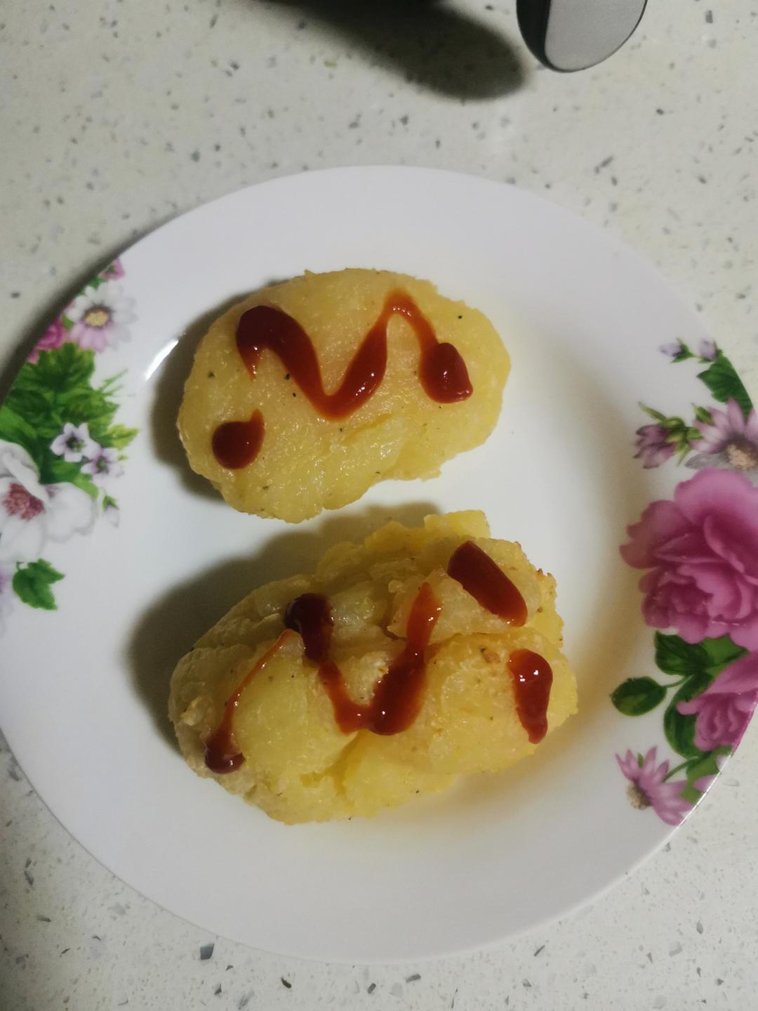 被夸爆的网红小吃！一口一个拒绝不了！过年聚会就吃它！！土豆虾滑饼。