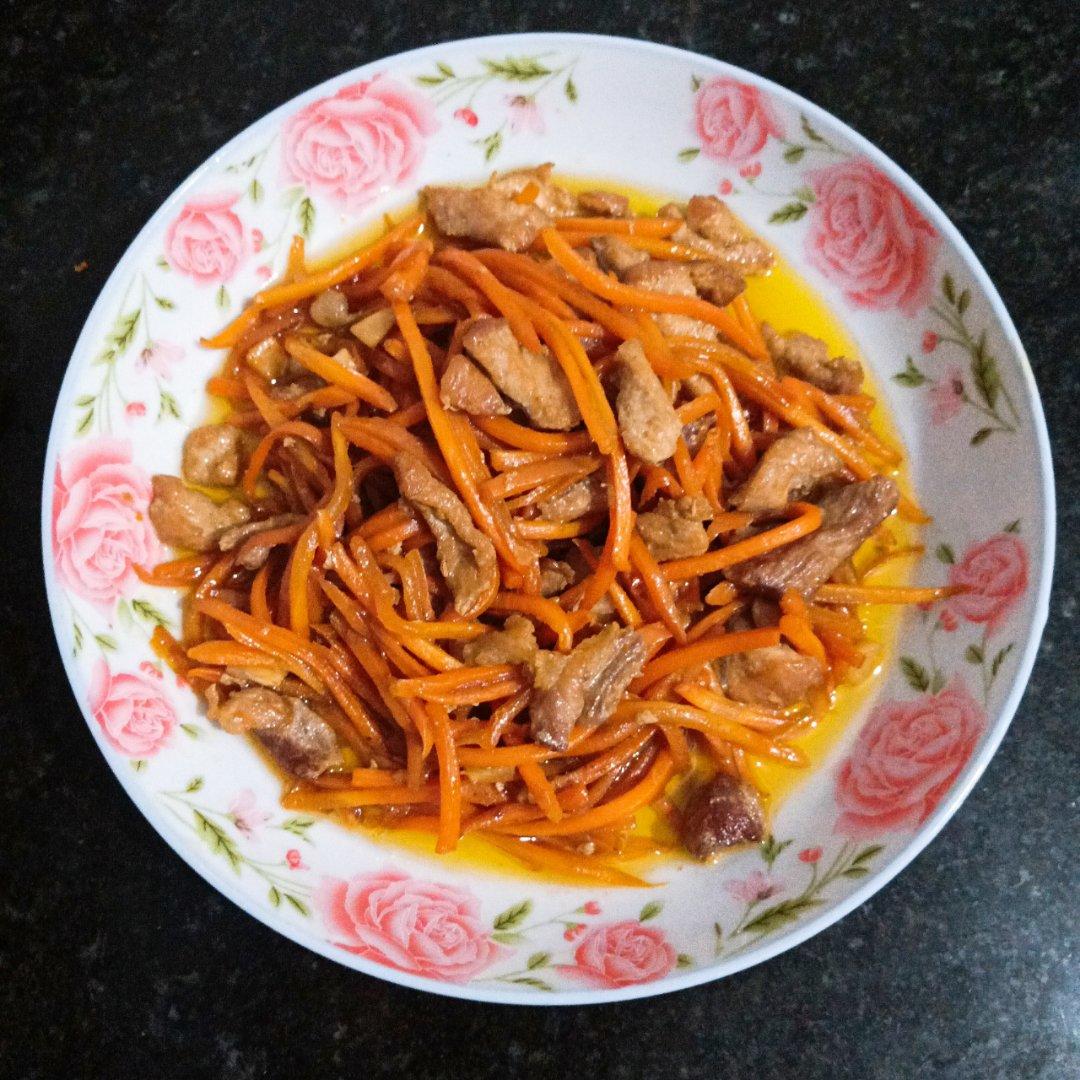 胡萝卜炒肉