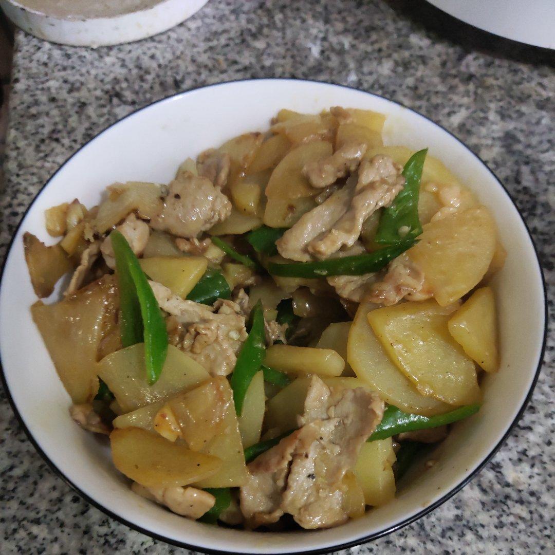 土豆片炒肉