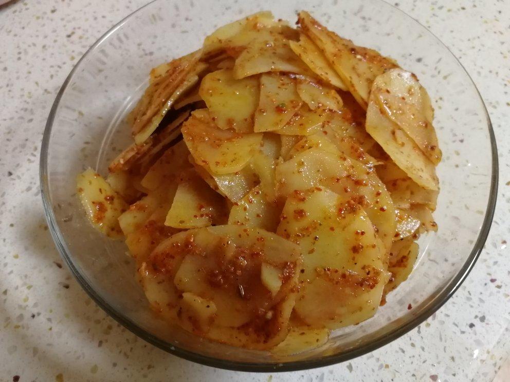 兰州风味麻辣土豆片（又名：通渭路土豆片、马三洋芋片）