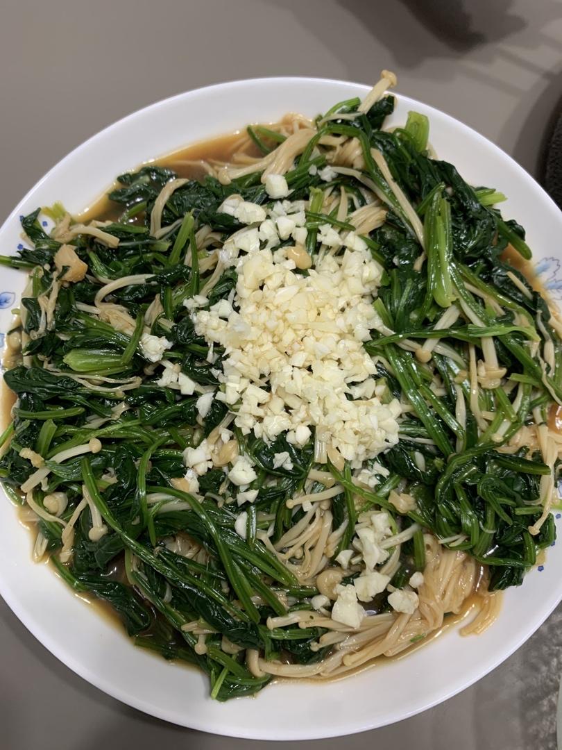 凉拌菠菜金针菇