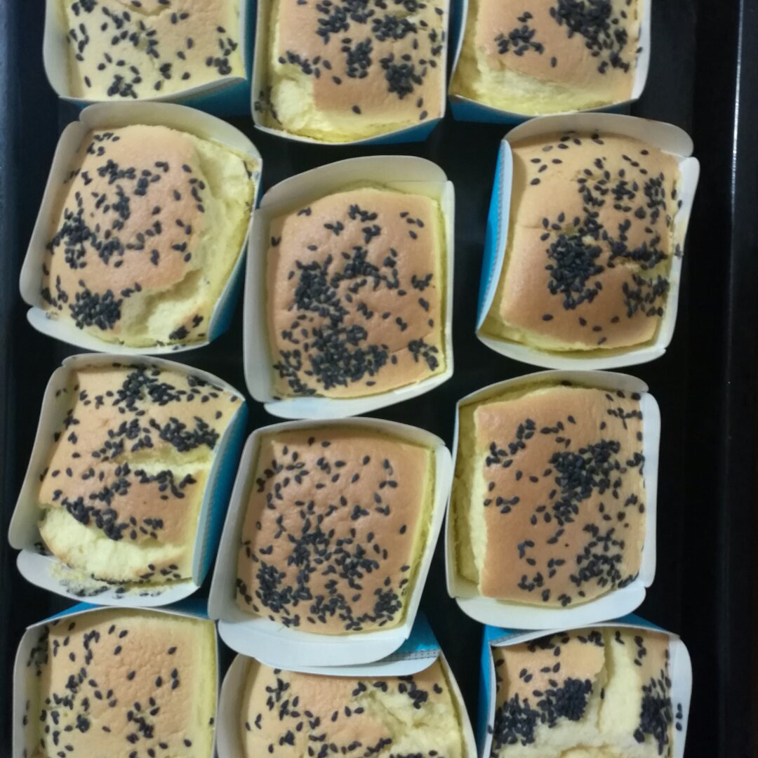 棉花纸杯蛋糕