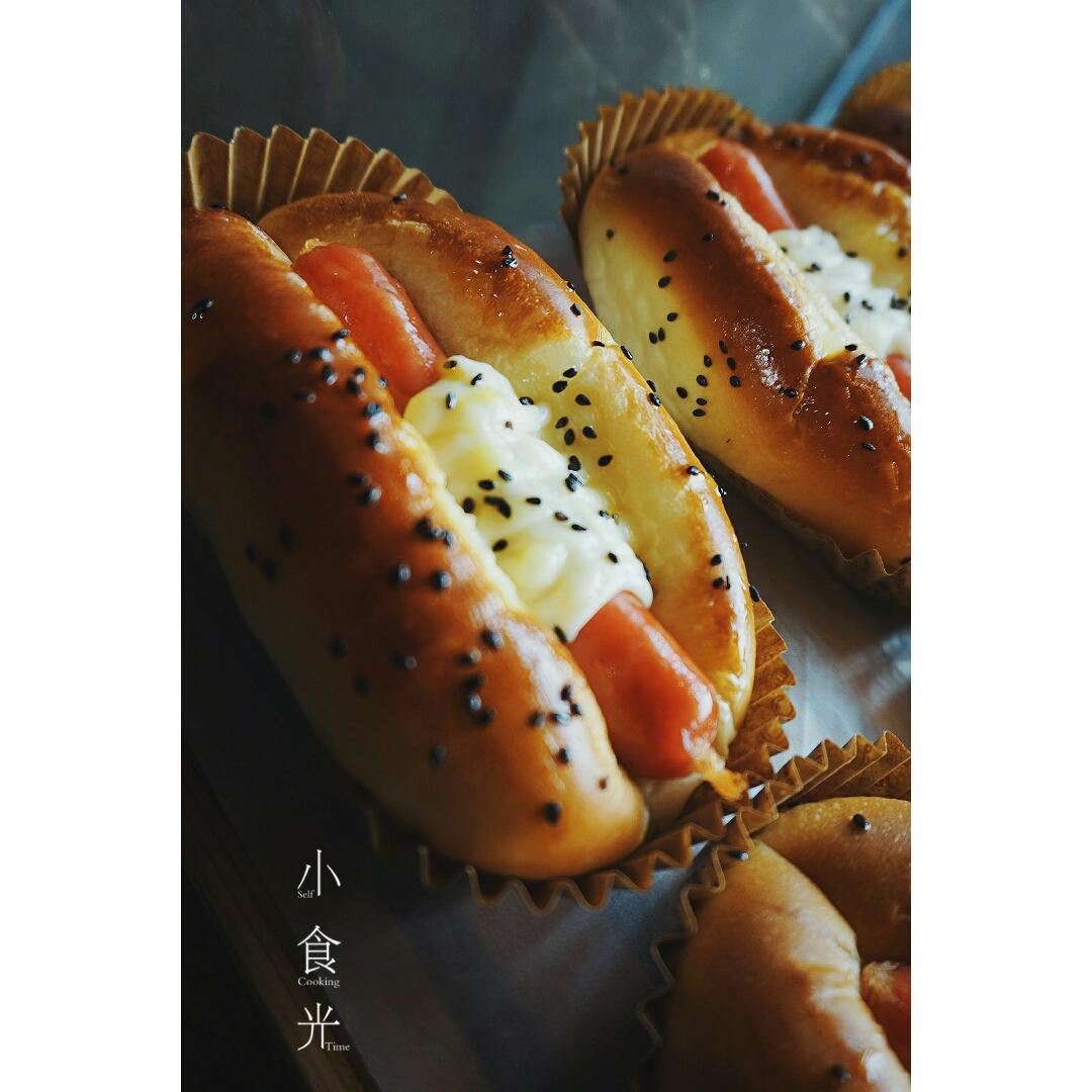 热狗面包