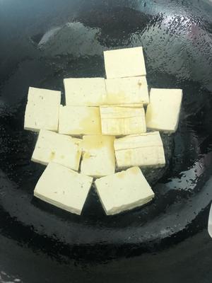 青菜炒豆腐的做法 步骤4