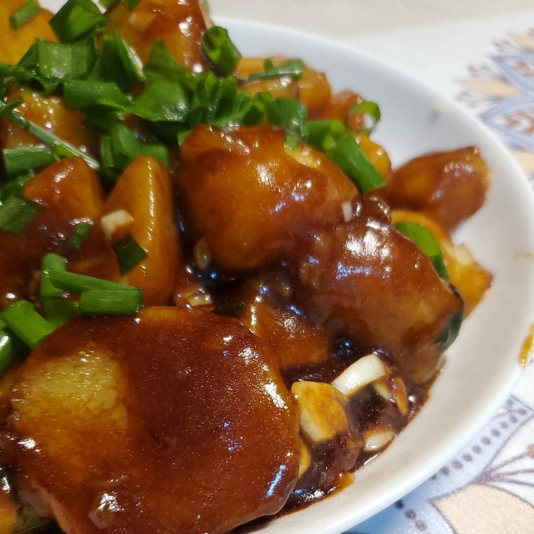 🔥巨下饭，软糯入味！比肉还好吃的红烧土豆