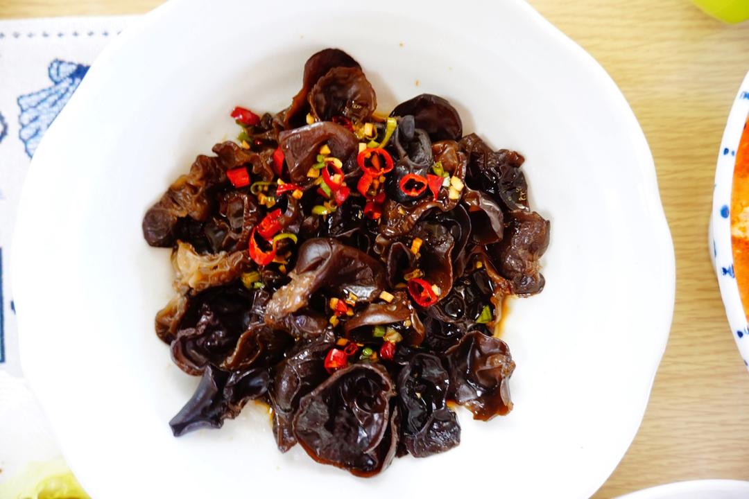 凉拌黑木耳