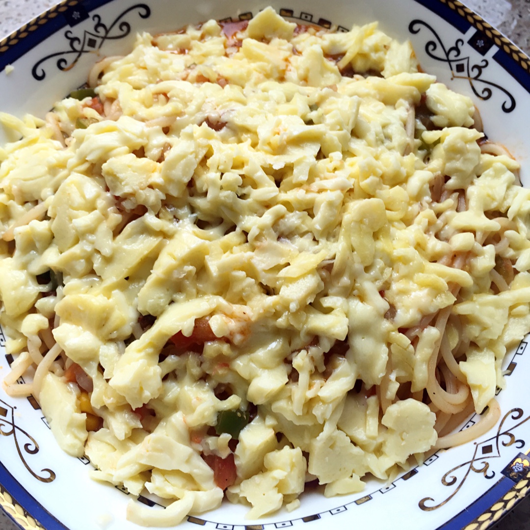 芝士肉酱焗意面