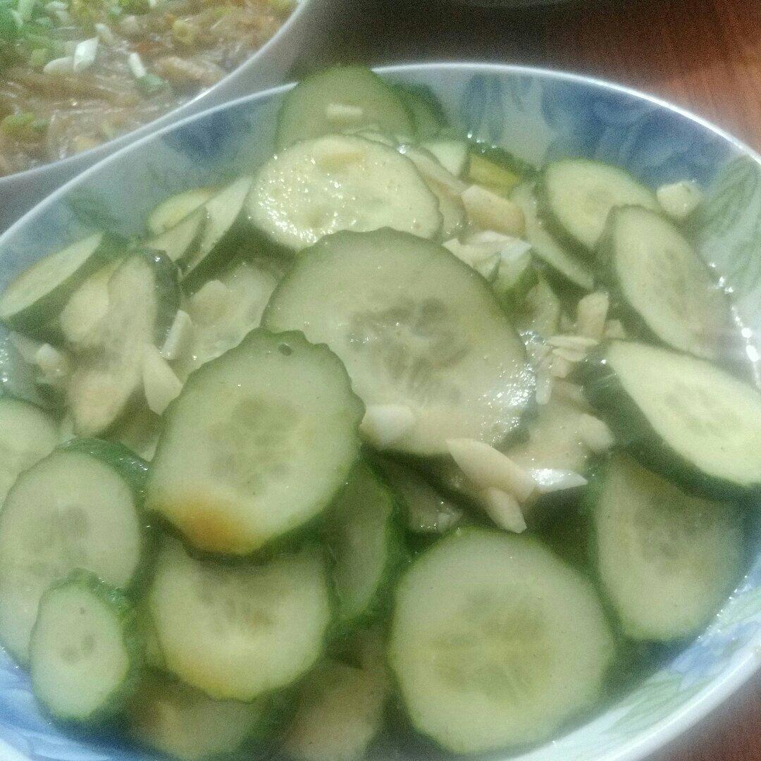 凉拌黄瓜