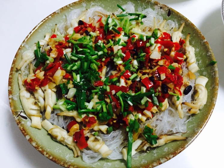 蒜蓉剁椒蛏子蒸粉丝